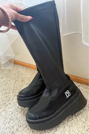 Platform knee high boots  thumbnail 1