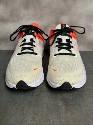 Nike Quest 4 Women's Sneakers White Magic Ember DA1106-102 Size 9.5 thumbnail 3