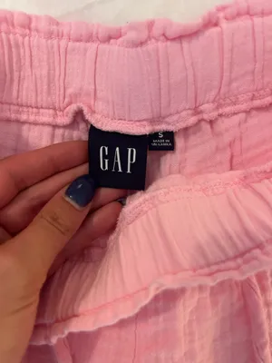 Pink Gap Shorts thumbnail 2