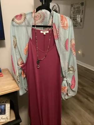 Women's Sleeveless Maxi Dress in Berry w/ kimono and necklace set thumbnail 2