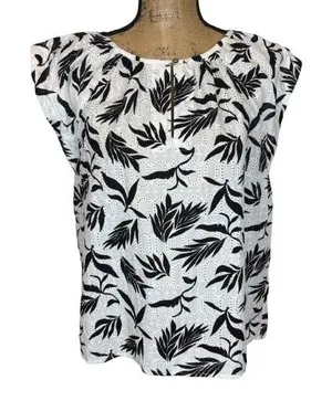 NWT Loft Botanical Eyelet Blouse White Black Cap Sleeve‎ Cotton Medium Petite thumbnail 1