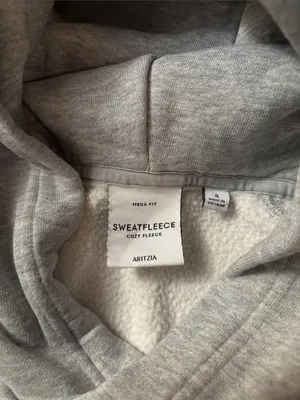Aritzia cozy Sweatfleece perfect hoodie thumbnail 5