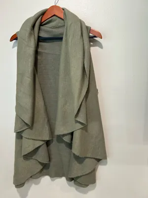Green shawl wrap top thumbnail 6