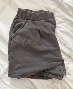sweat shorts thumbnail 1