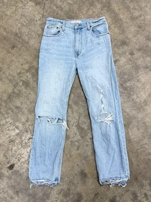 Abercrombie & Fitch the ankle straight ultra high rise distressed jeans thumbnail 2