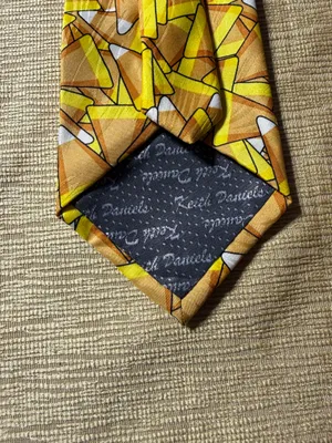 Keith Daniels Mens Tie Candy Corn Halloween Yellow Orange Novelty Necktie thumbnail 4