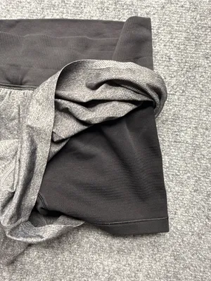 Lululemon Women’s 6 SEAMLESS MOVES SHORT 2.5'' Heathered Gray/Black Shorts thumbnail 7