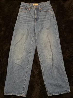 Madewell Vintage-Style Mid Wash Crop Jeans thumbnail 1