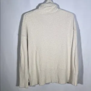 Aerie Womens Soft Off White Turtleneck Sweater Medium thumbnail 4