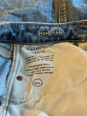 American Eagle Strigid Mom Jean distressed high rise straight fit size 8 casual thumbnail 5