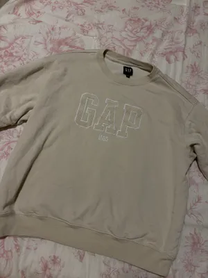Gap Crewneck thumbnail 4
