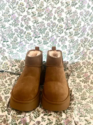 UGG Platform heel Uggs thumbnail 5