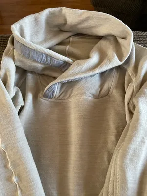 Lululemon Pullover thumbnail 6