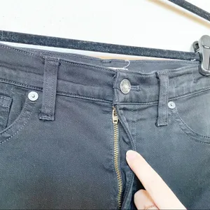 Madewell 10" High Rise Skinny Jeans Black Size 27 thumbnail 4