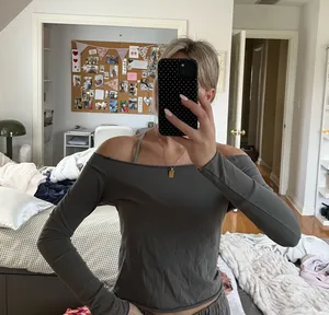 Brandy Melville Top gray off the sholder thumbnail 1