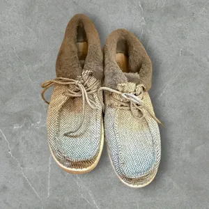 Hey Dude Shoes with Fur Trim‎ thumbnail 2