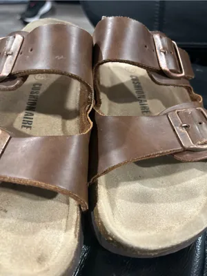 Cushionaire Double-Buckle Brown Leather Slide Sandals 7w thumbnail 5