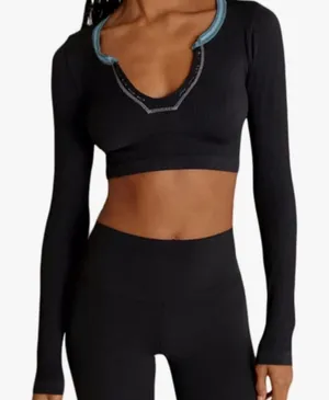 Urban Outfitters Black long sleeve crop top thumbnail 1