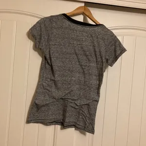 San Francisco Giants T Shirt Womens Large Marled Gray Touch By Alyssa Milano thumbnail 3