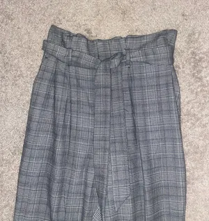 H&M Plaid Trousers with Belt thumbnail 5