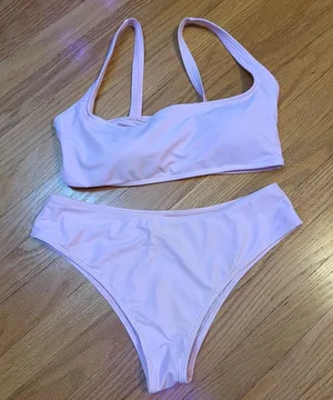 Pink Shein Bikini thumbnail 1