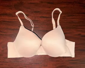 Victoria’s Secret Nude Perfect Shape Bra Size 32B thumbnail 1