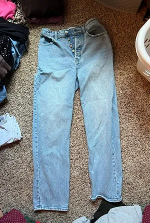 Abercrombie Curve Love The Dad Jeans thumbnail 3