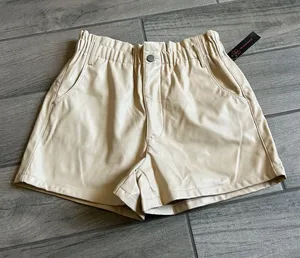No Boundaries Cream High-Waist Faux Leather Women’s Shorts thumbnail 1