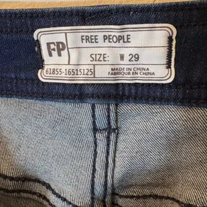 Free People Denim Bermuda Shorts Size 29 Dark Indigo Blue Jorts thumbnail 3