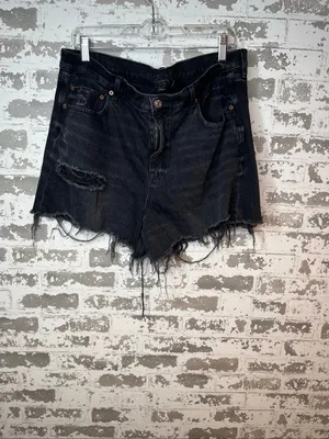 American Eagle | women black distressed relaxed short thumbnail 8