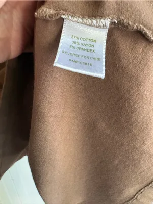 GARNET HILL XL ✨ adult vneck cotton blend solid brown tee EUC thumbnail 4