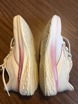 Brooks Size 7.5 Launch 12 Women's White and Pink Athletic Running Shoes thumbnail 2