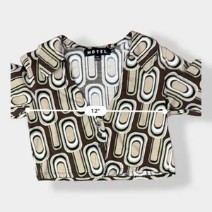 MOTEL Rocks Portia‎ Crop Top in Retro Spot Brown Size XS thumbnail 4