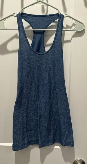 Women’s Heathered Blue Lululemon Scoop Neck Racerback Tank Top size 2 XSmall thumbnail 1