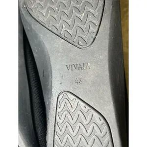 Vivaia Aria Walker Black Pointed Toe Knit Ballet Flats Women’s Shoe Size 11 thumbnail 10