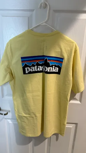 Patagonia Yellow Tee thumbnail 3