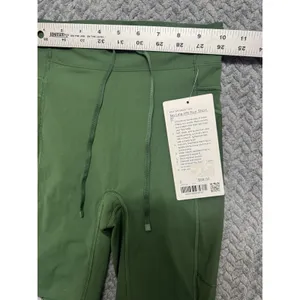 Lululemon Women's Green No Line HR Run Short Zip Pocket Size 0 NWT thumbnail 6