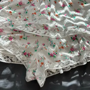 Altar’d State Ruffle Lace Floral Shorts thumbnail 2