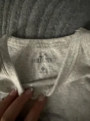 Hollister Tank Top thumbnail 3