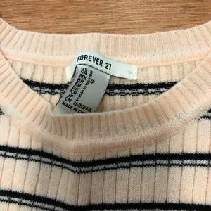 Forever 21 Baby Doll Pink Sweater thumbnail 2