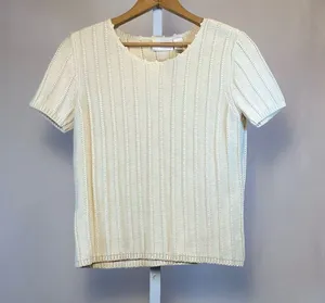 Liz Claiborne Cream Crew Neck Sweater thumbnail 1