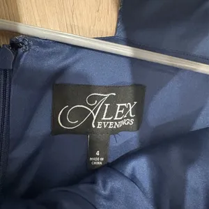 Alex Evenings Navy Floral A Line Mother of the Groom/Bride Dress thumbnail 8