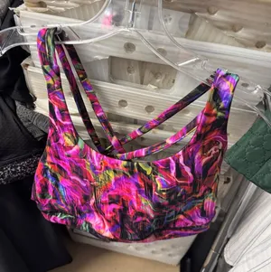 Lululemon energy bra size 6 // 083017 thumbnail 1