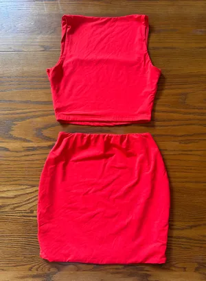 Red Amazon Set thumbnail 2