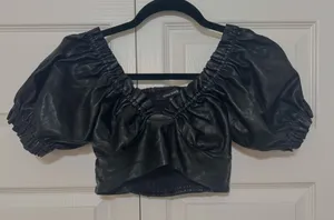Olivaceous Black Top thumbnail 1