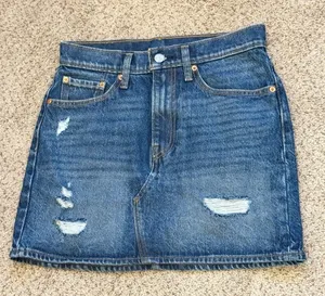 Levi’s Distressed Denim Mini Skirt W27 Vintage Inspired Y2K Festival Ready thumbnail 1