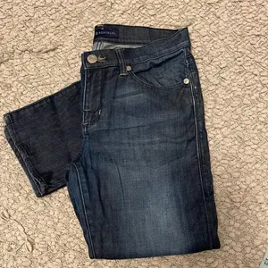 ROCK & REPUBLIC Berlin Denim Jeans. Size 10 W/2 % spandex‎ thumbnail 2