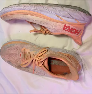 Women’s Hoka Clifton 8 Running Shoes Women’s 7.5 Pink/Peach thumbnail 5
