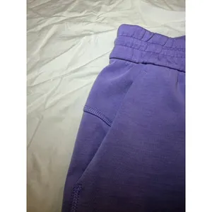 Lululemon Softstreme Pants Size 6 thumbnail 4