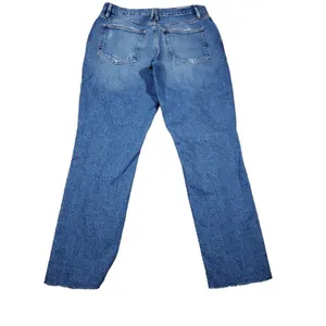 Good American The Weekender Distressed Relaxed Tapered Leg Jeans Size 2 26 thumbnail 3